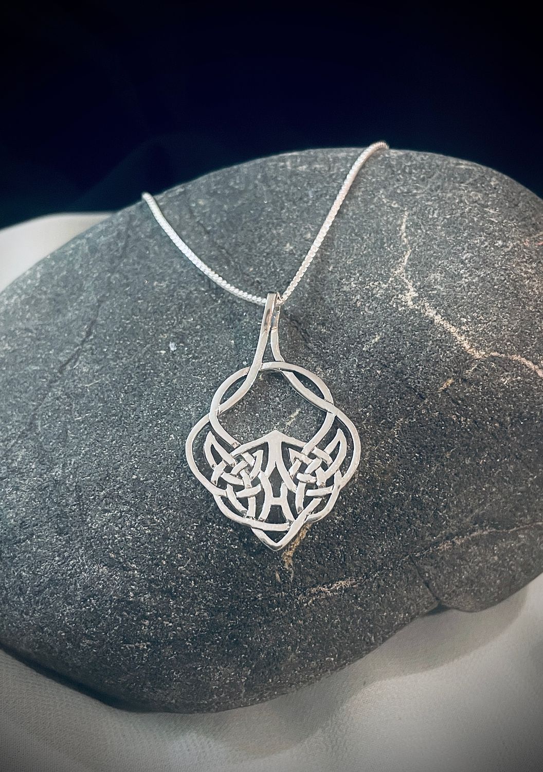 Celtic Knot Pendant - Sian